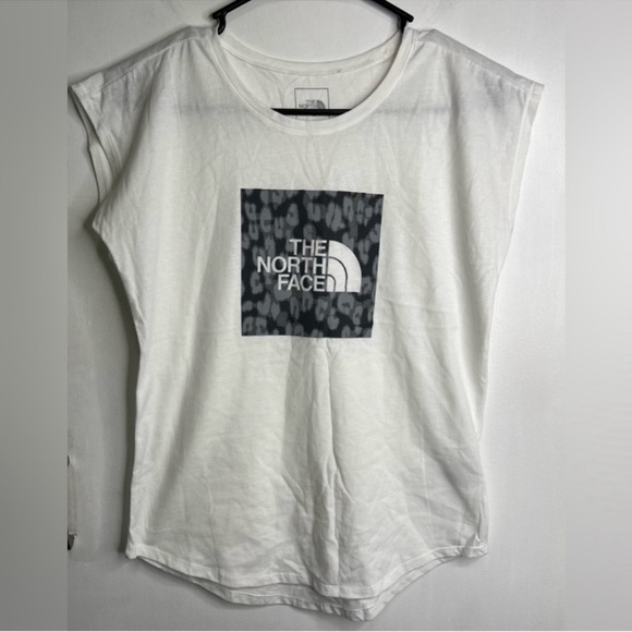 The North Face Girls Graphic Tee Size Large 14/16 - Picture 1 of 2
